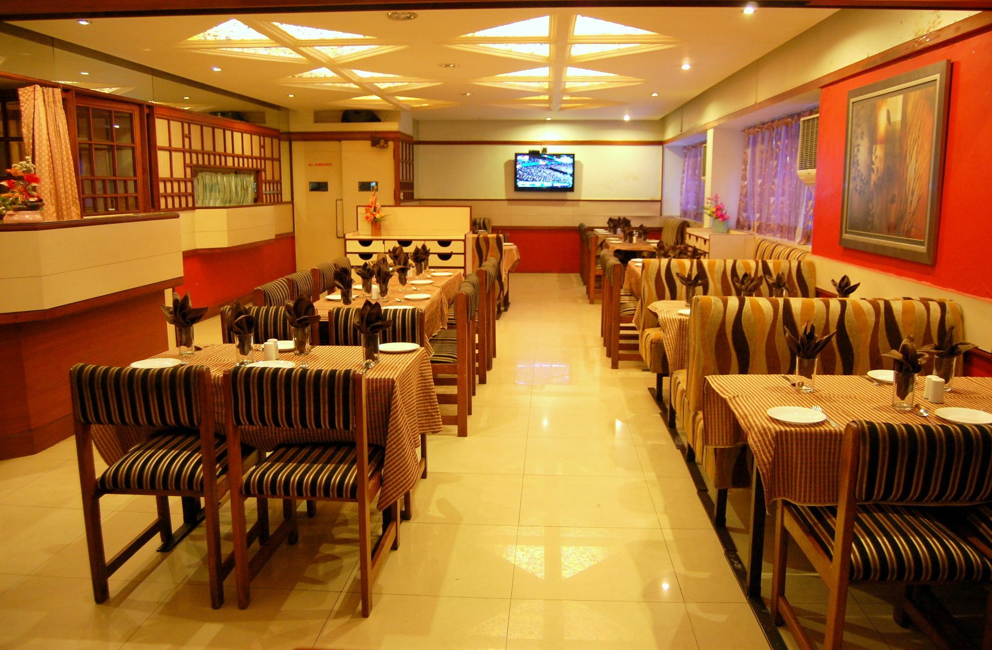 Hotel Raviraj Пуне Екстер'єр фото